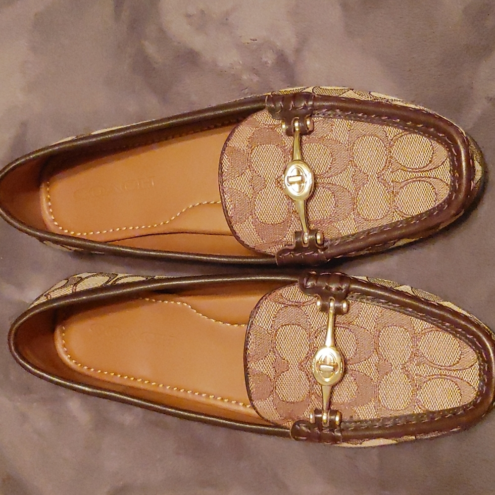 Coach Loafers - Picture 4 of 4